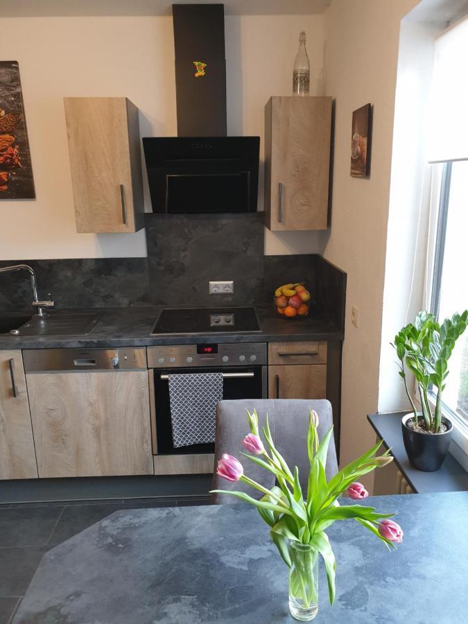 לוסהיים Ferienwohnung Maya מראה חיצוני תמונה