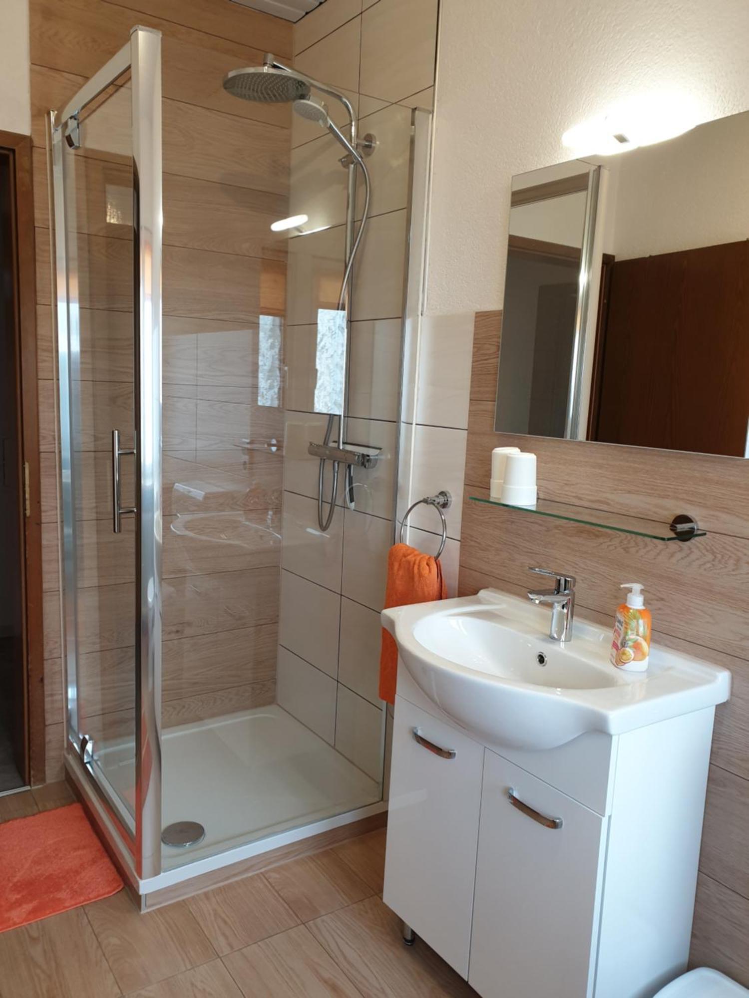 לוסהיים Ferienwohnung Maya מראה חיצוני תמונה